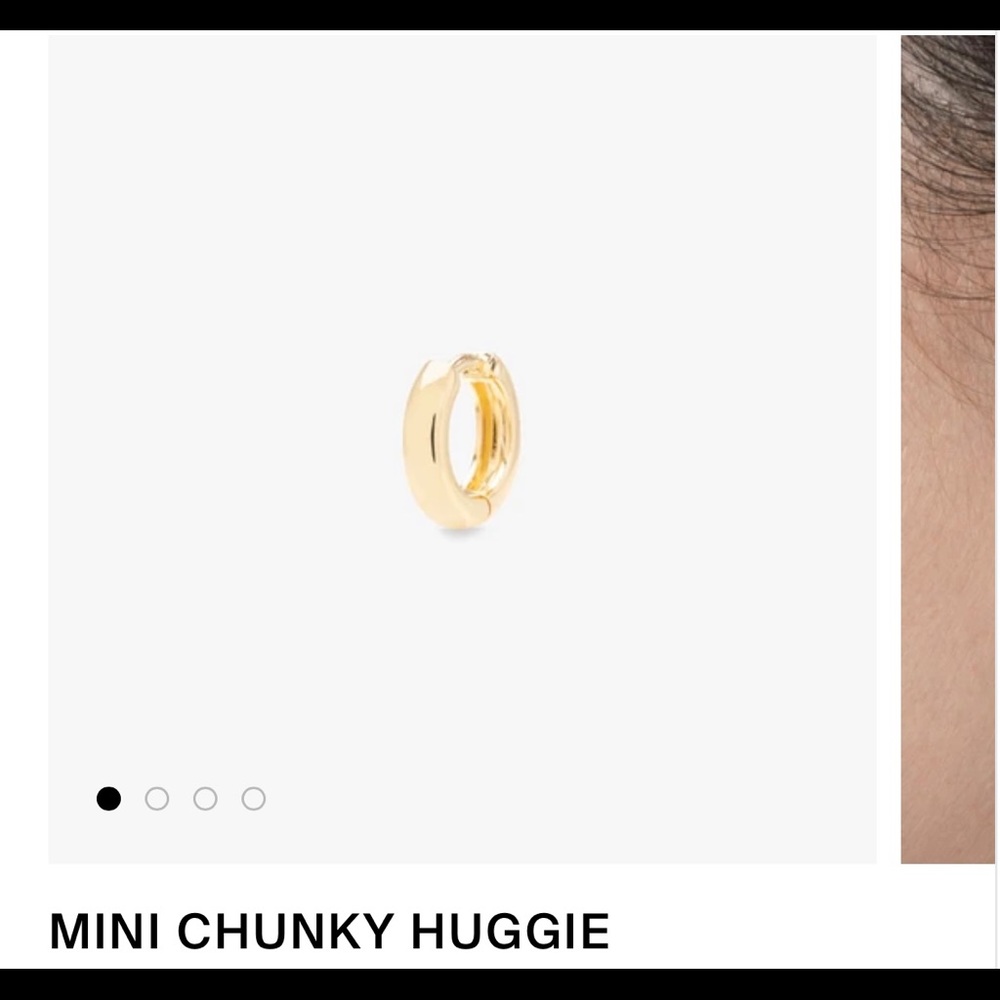 Studs gold huggie